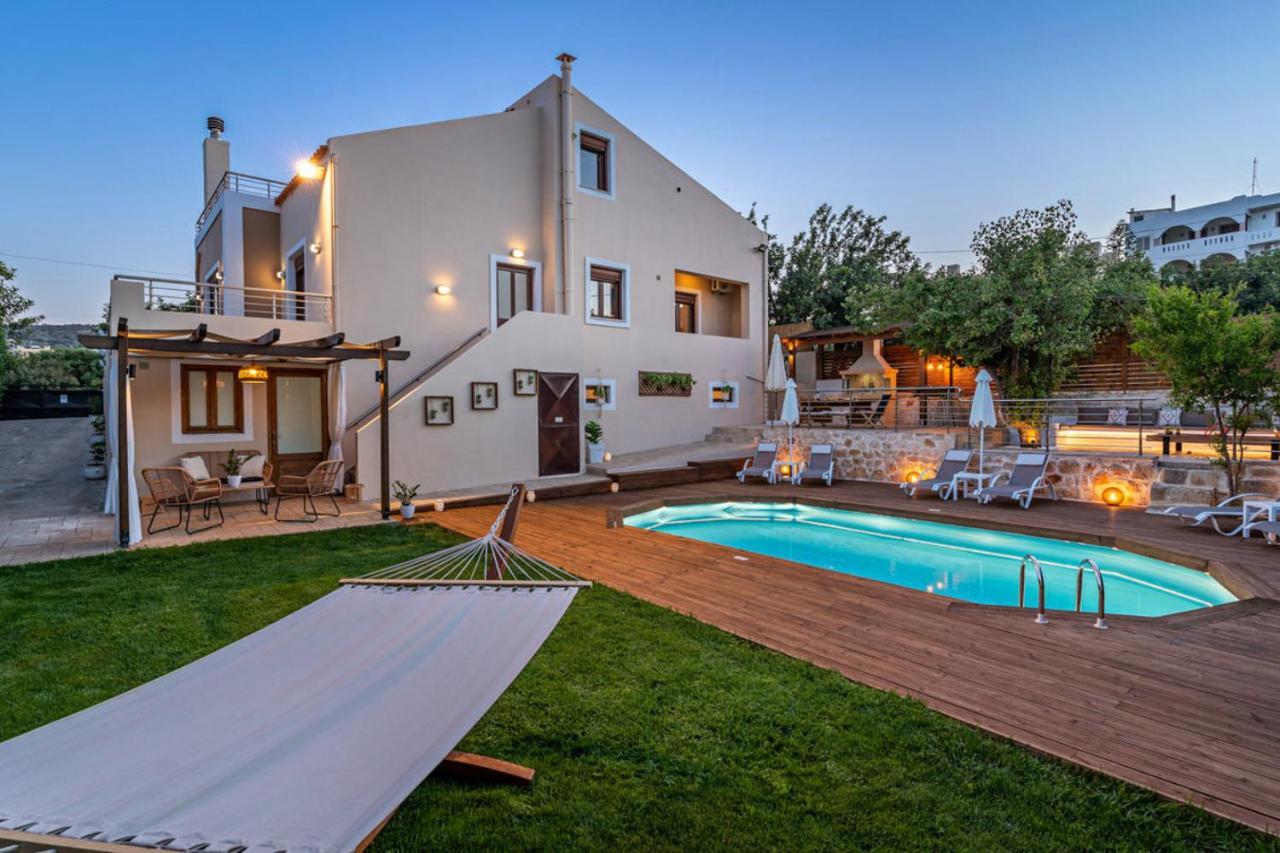 Ellovos With Private Pool Villa *
