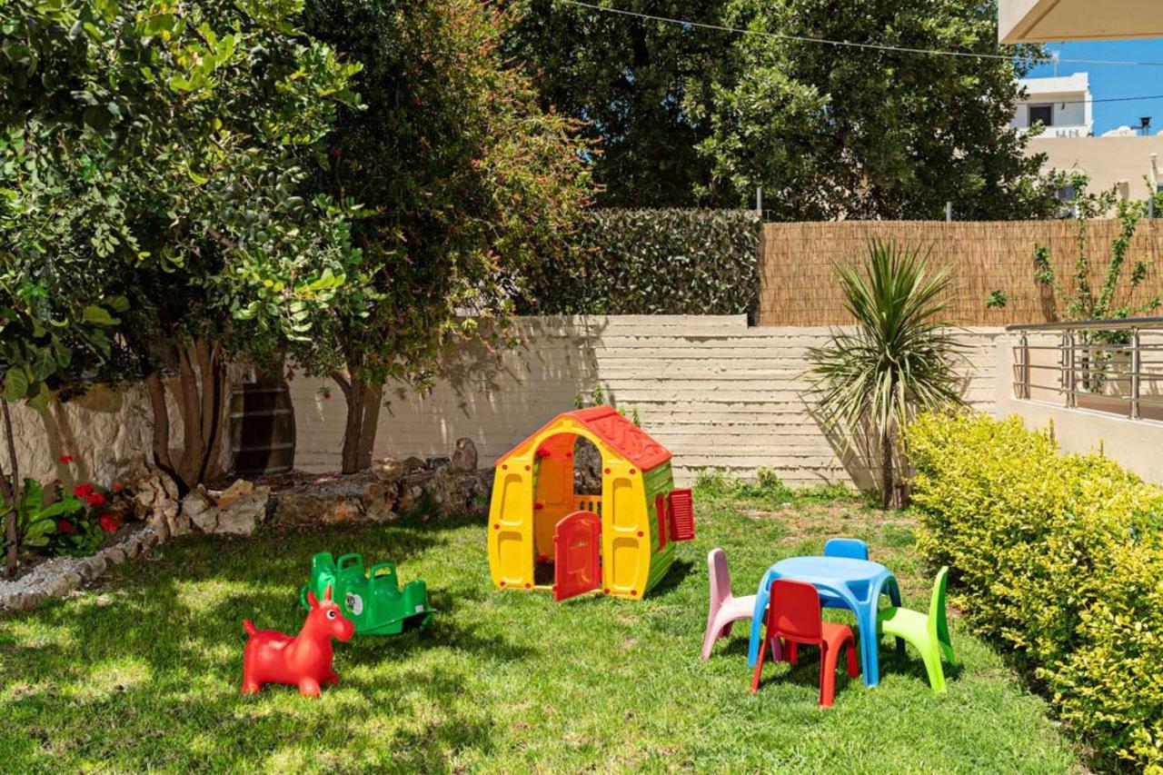 Ellovos With Private Pool *
